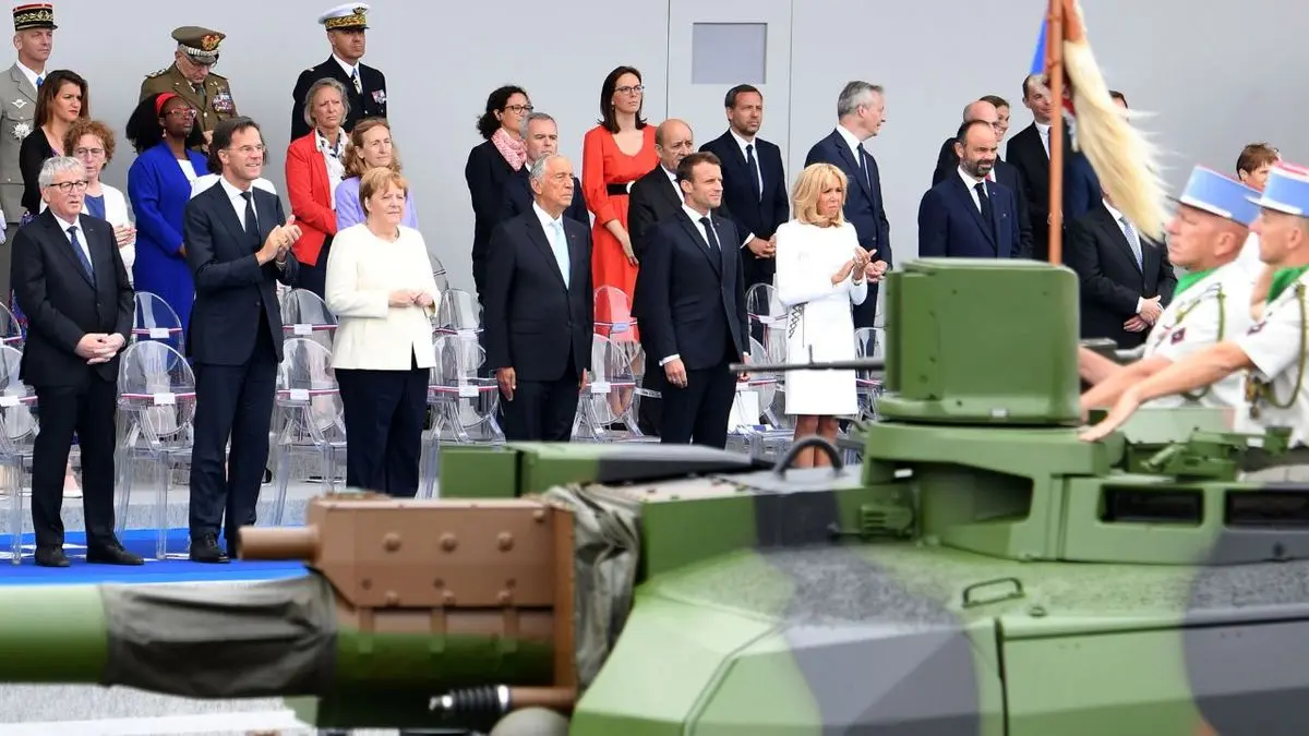 فرانسه خواستار افزایش همکاری دفاعی در اروپا شد
