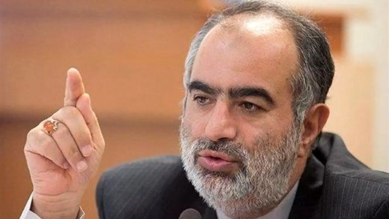  توئیت حسام‌الدین آشنا بعد از افشای تصاویری از گردان سایبری منافقین علیه ایران