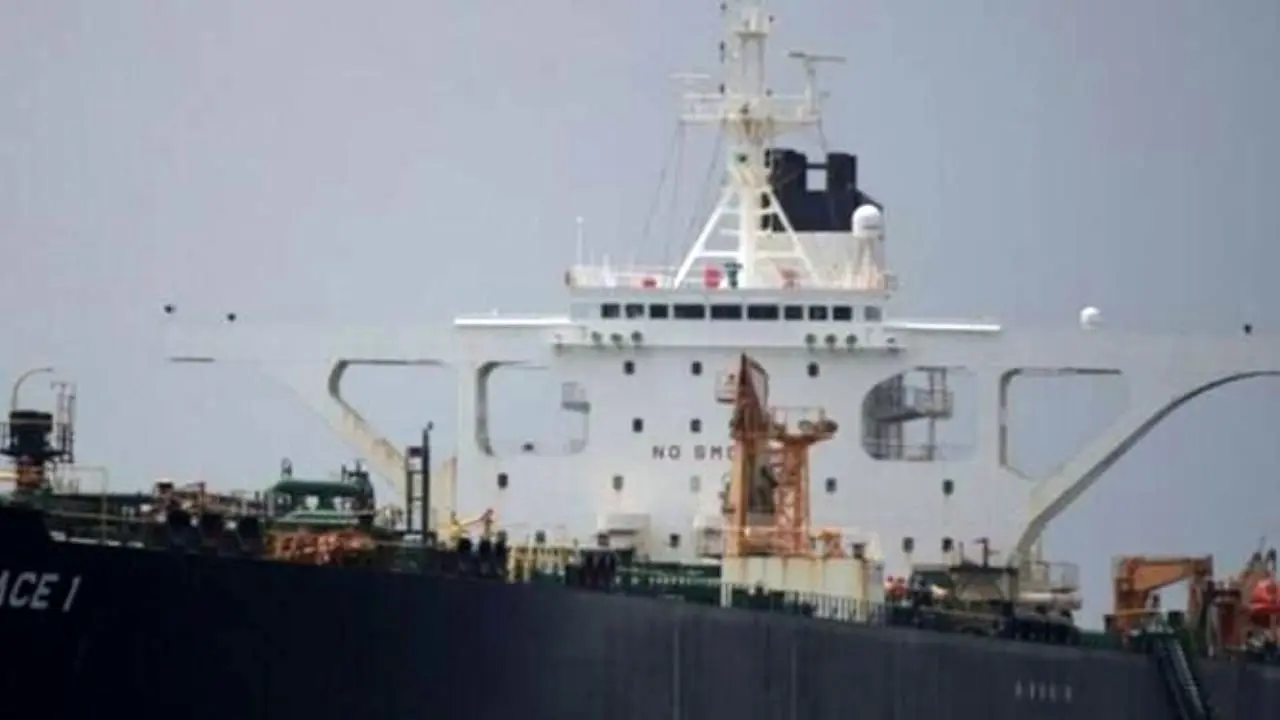 کشتی مصدر به مسیر خود در خلیج‌فارس بازگشت
