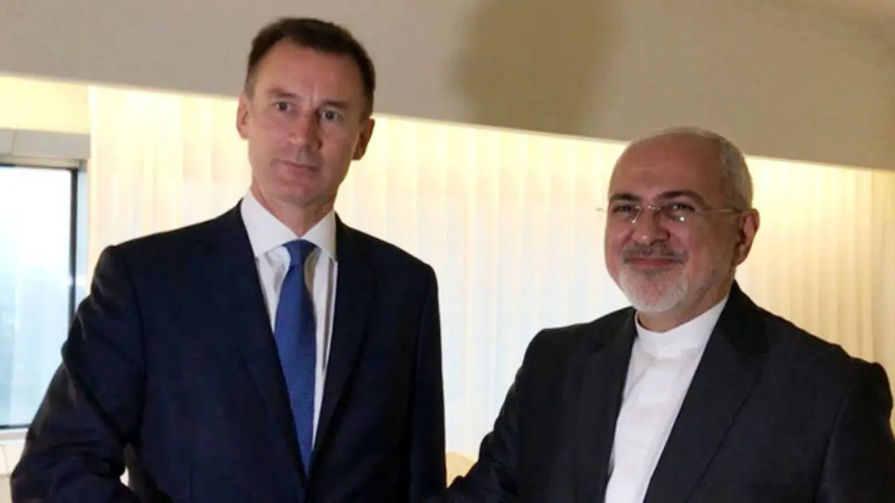گفت‌وگوی وزرای خارجه ایران و انگلستان/ ظریف: اقدام ایران با توجه به تخلف کشتی انگلیسی از مقررات صورت گرفته است