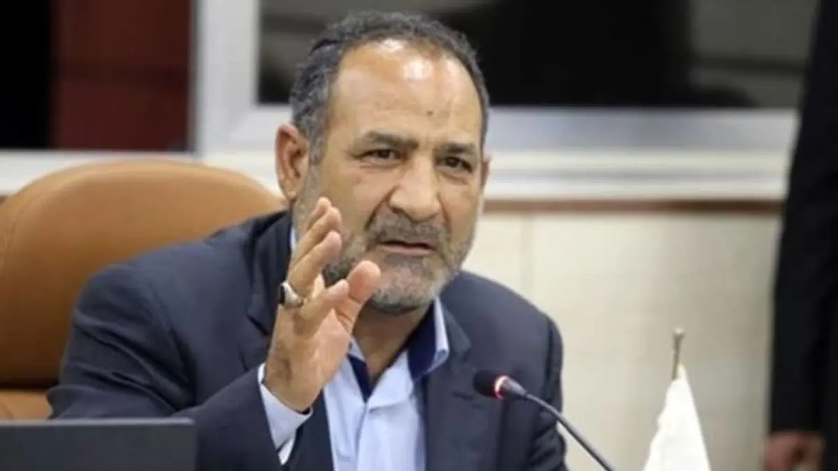 آشکارا گفته میشود هر کس به دولت روحانی رای ندهد، باید از همه چیز به محروم بماند