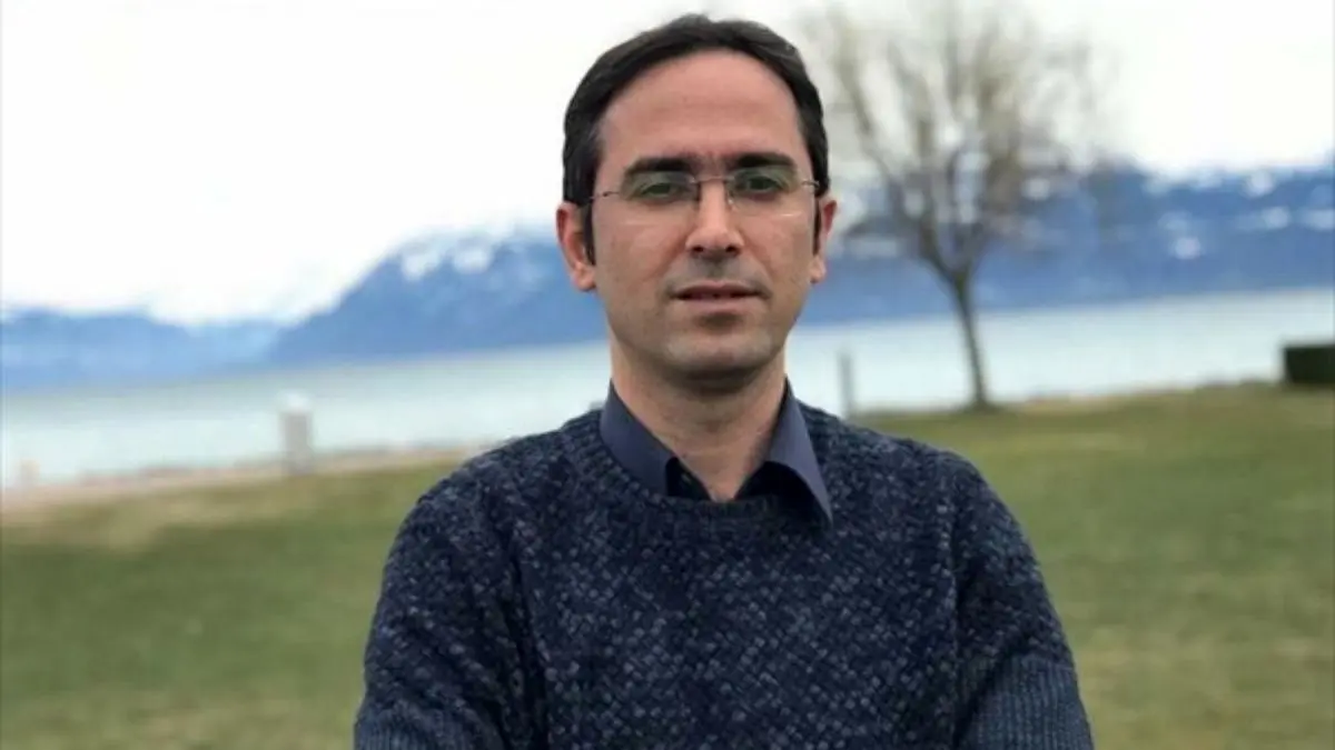 علی خطیر از معاونت ورزشی استقلال استعفا کرد