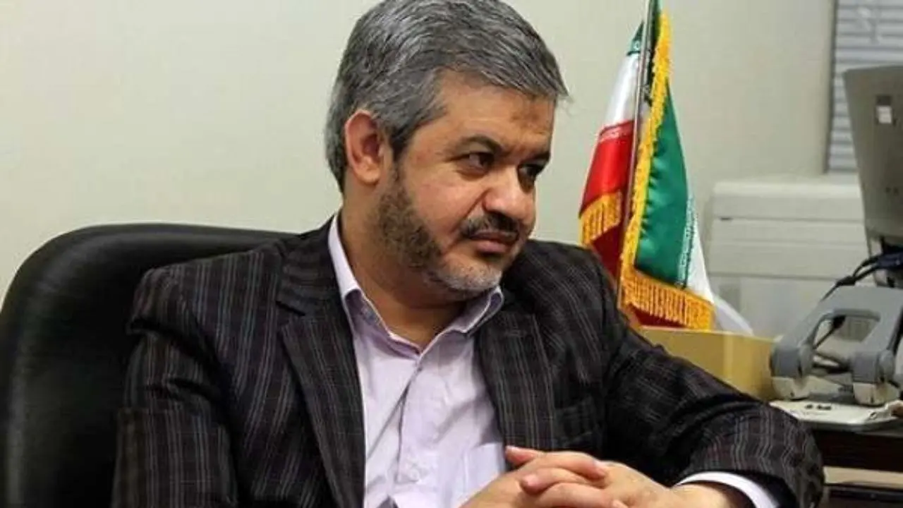 رحیمی از توضیحات وزیر دفاع درباره پخش فیلم دوتابعیتی‌ها در مجلس قانع شد