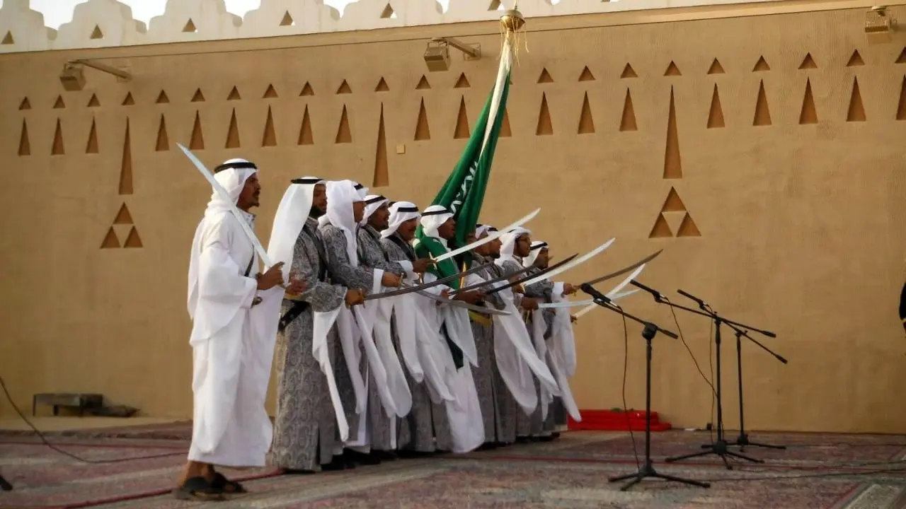 عربستان برای اولین بار نمایش رقص سنتی برگزار می‌کند