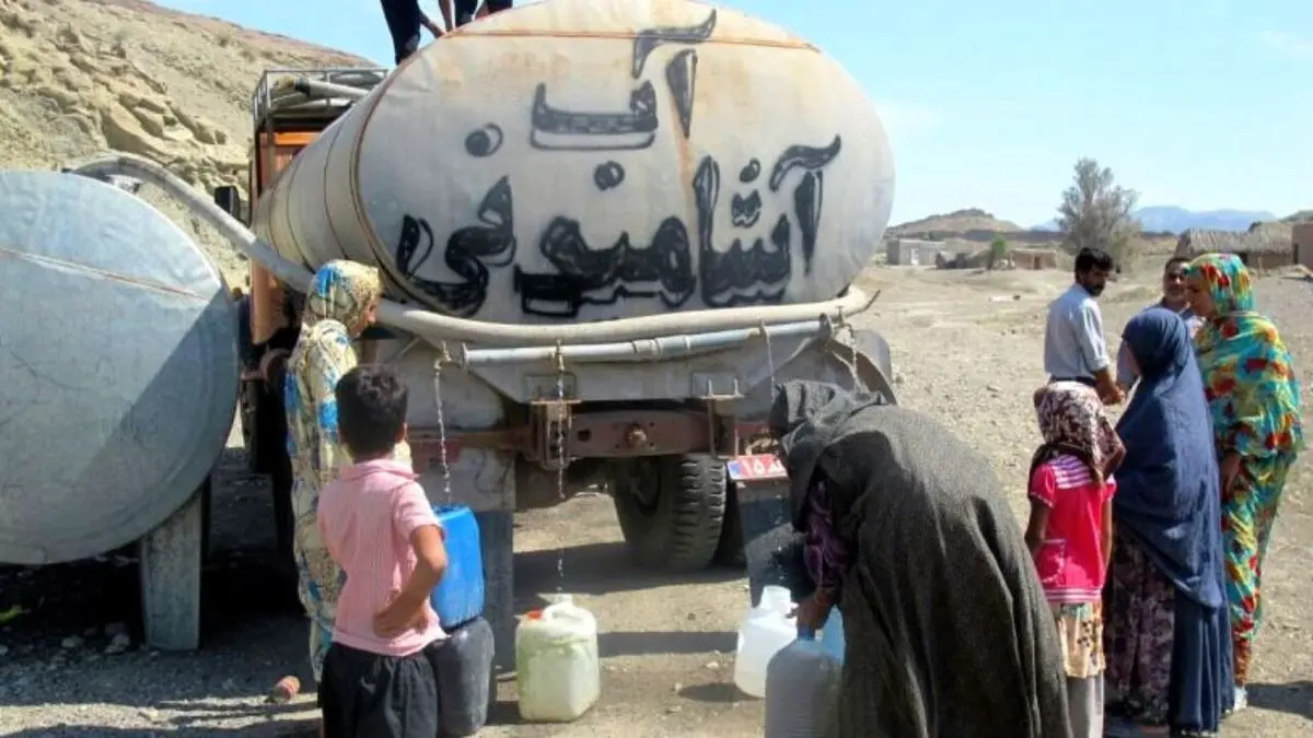 استقرار دستگاه‌های تصفیه آب در برخی روستاهای خوزستان