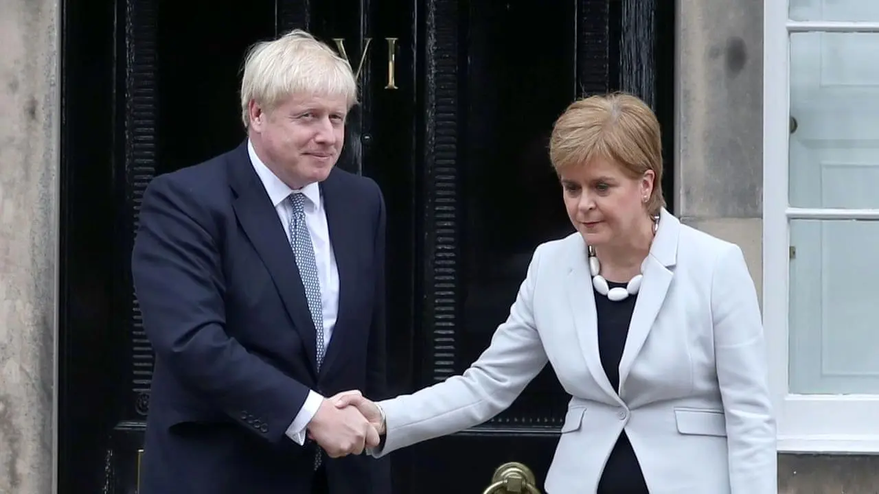 نخست‌وزیر انگلیس و وزیر اول اسکاتلند دیدار کردند