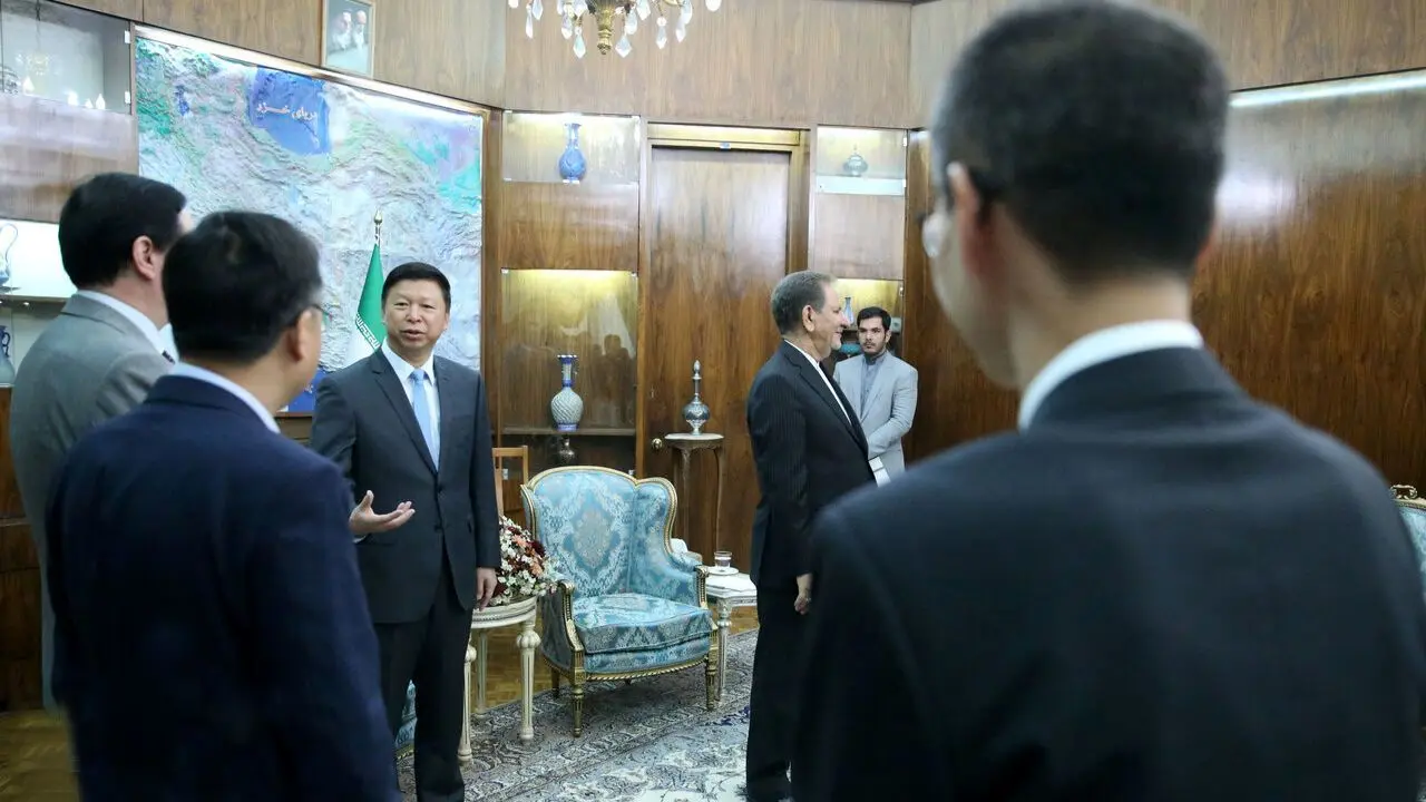 دیدار وزیر امور بین‌الملل حزب کمونیست چین با ظریف