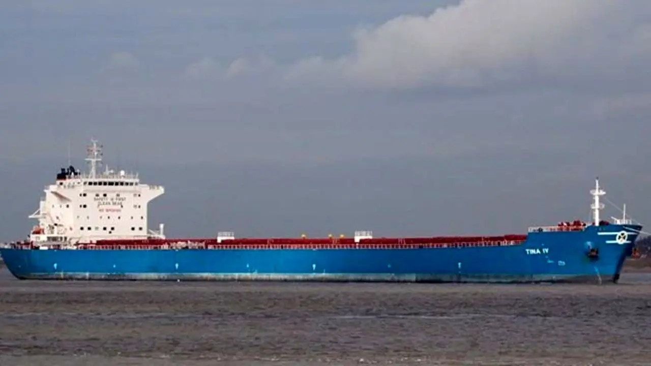 بستری شدن 10 ملوان کشتی ایرانی در آستراخان