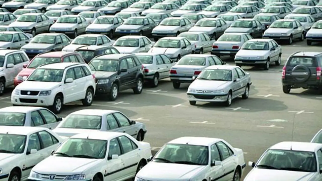 واکنش وزیر صنعت به اظهارات پوری حسینی در خصوص واگذاری خودرویی‌ها