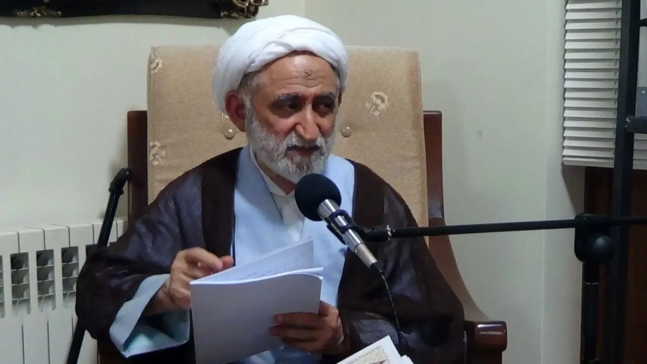 اساس مشکل حجاب از صداوسیما است/ برای تبلیغ رب گوجه‌فرنگی خانمی می‌آورند که لباس زردوسرخ دارد/ صداوسیما از خواب بیدار شود