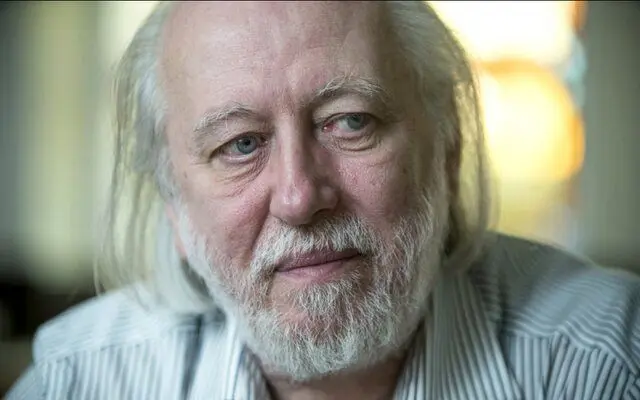 رمان‌نویس مجارستانی برنده جایزه نوبل ادبیات ۲۰۲۵ شد