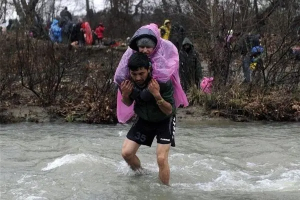 کشف 18 جسد پناهجو در یک قایق حامل پناهجویان در نزدیکی جزیره کرت یونان