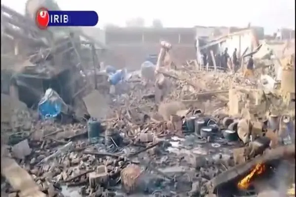 ببینید| انفجار دیگ بخار در پاکستان/ ۱۶ نفر جان باختند
