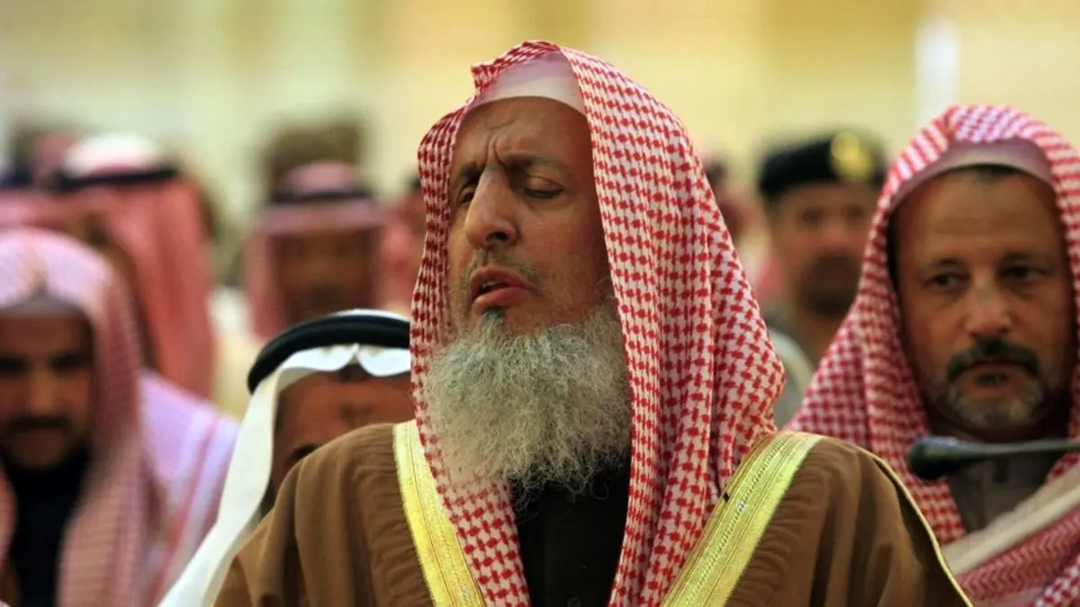 مفتی اعظم عربستان نسبت به سیاسی کردن حج هشدار داد