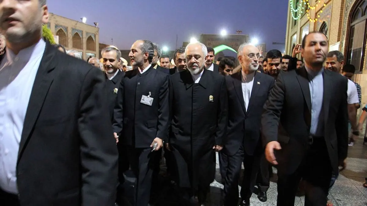 حمله کیهان به مردم به خاطر حمایت از جواد ظریف؟
