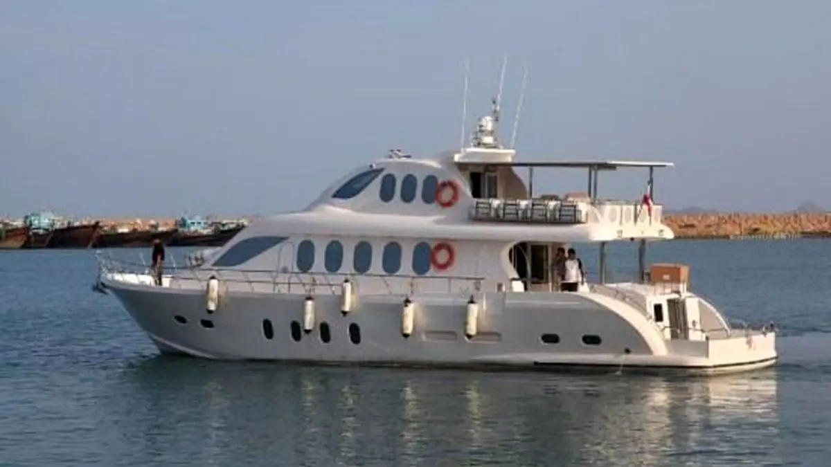 افتتاح شناور مسافری ساخت داخل با حضور وزیر راه / ایران صادرکننده شناور مسافری شد