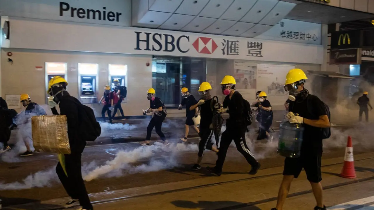 هشدار چین به آمریکا درباره همکاری با معترضان هنگ‌کنگی