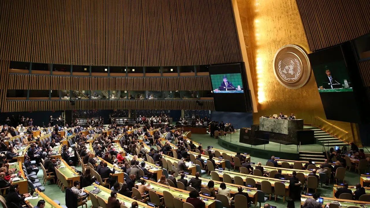 سازمان ملل به تحریم ظریف واکنش نشان داد