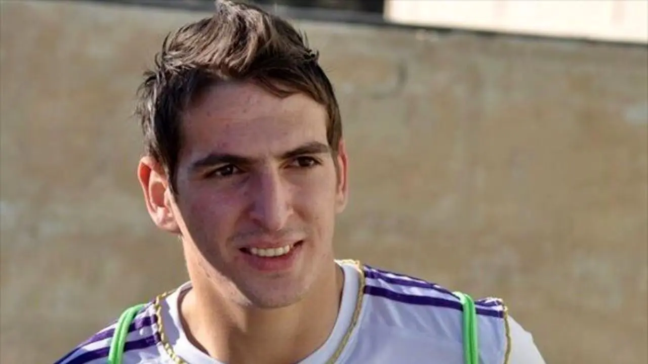 استقلال به دنبال جذب یک مدافع سوریه‌ای