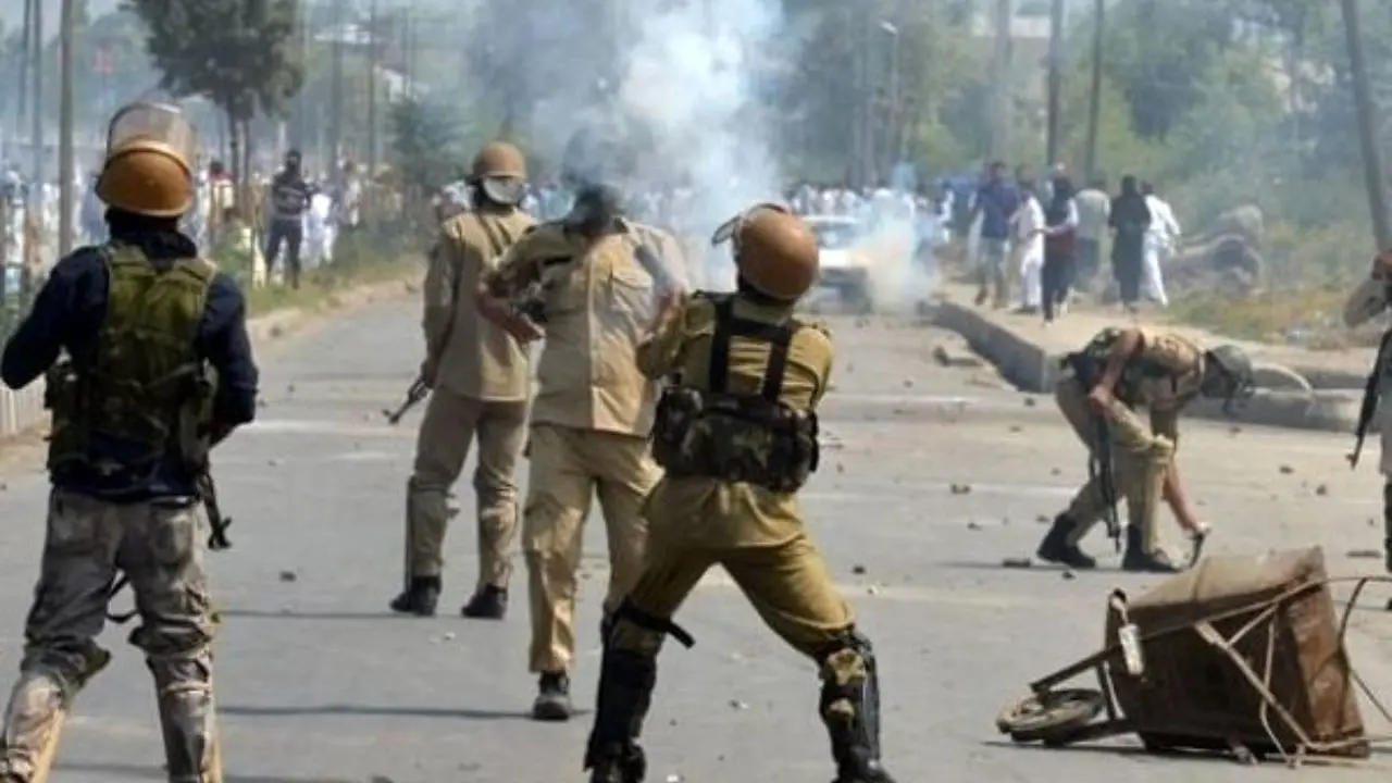 درگیری بین نیروهای هندی و پاکستانی 8 کشته بر جا گذاشت