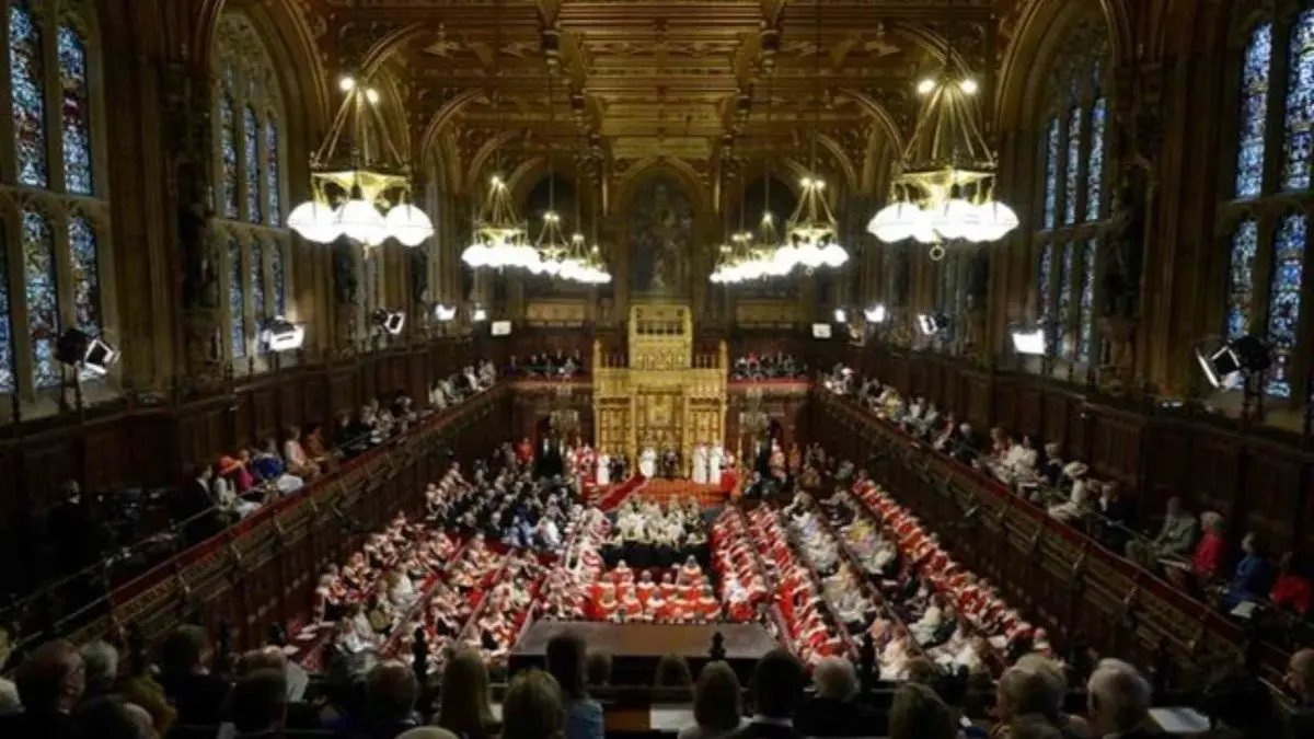 احتمال رای عدم اعتماد پارلمان بریتانیا به کابینه جانسون