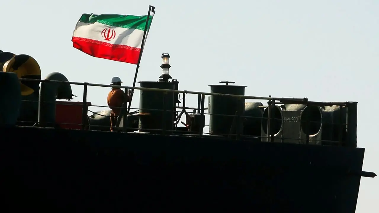 کمک به نفتکش ایرانی ممنوع است