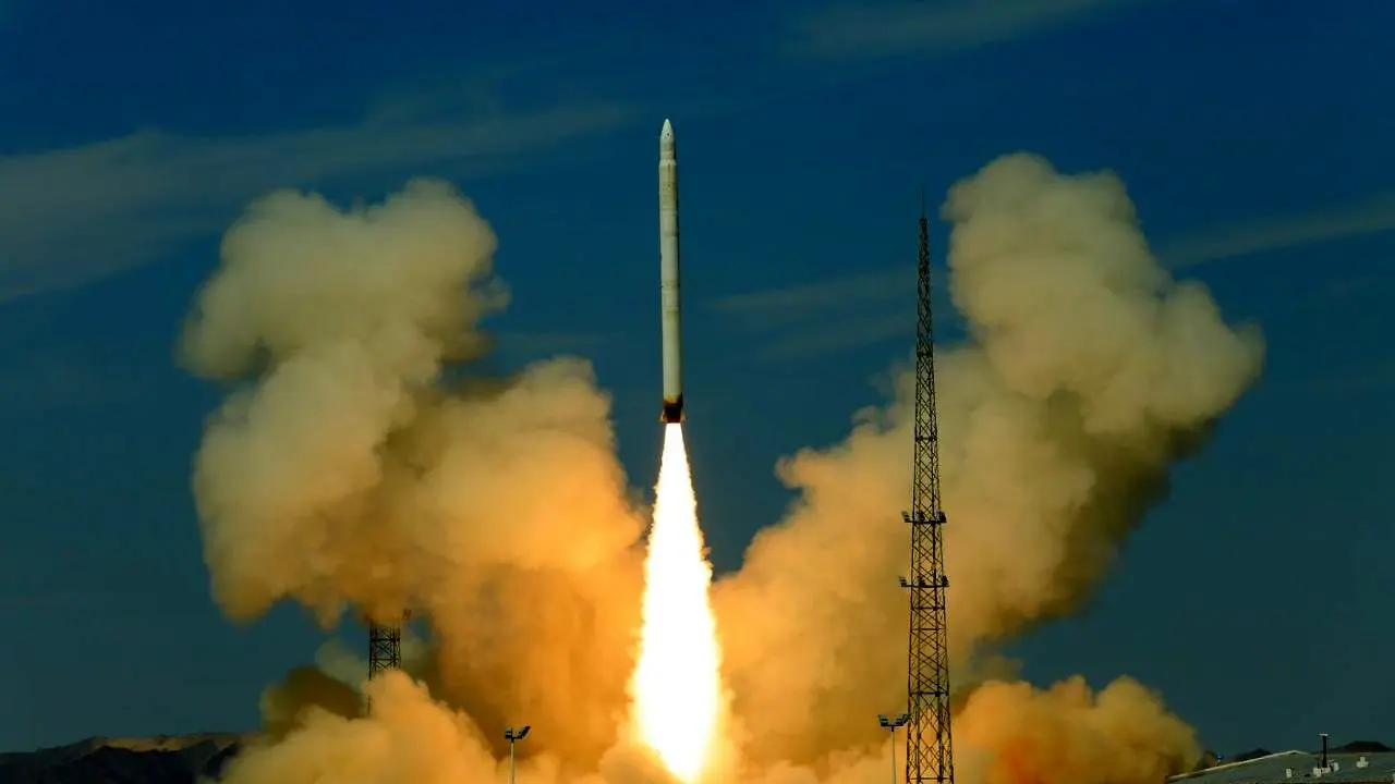 موشک‌های چندمنظوره چینی به فضا پرتاب شدند