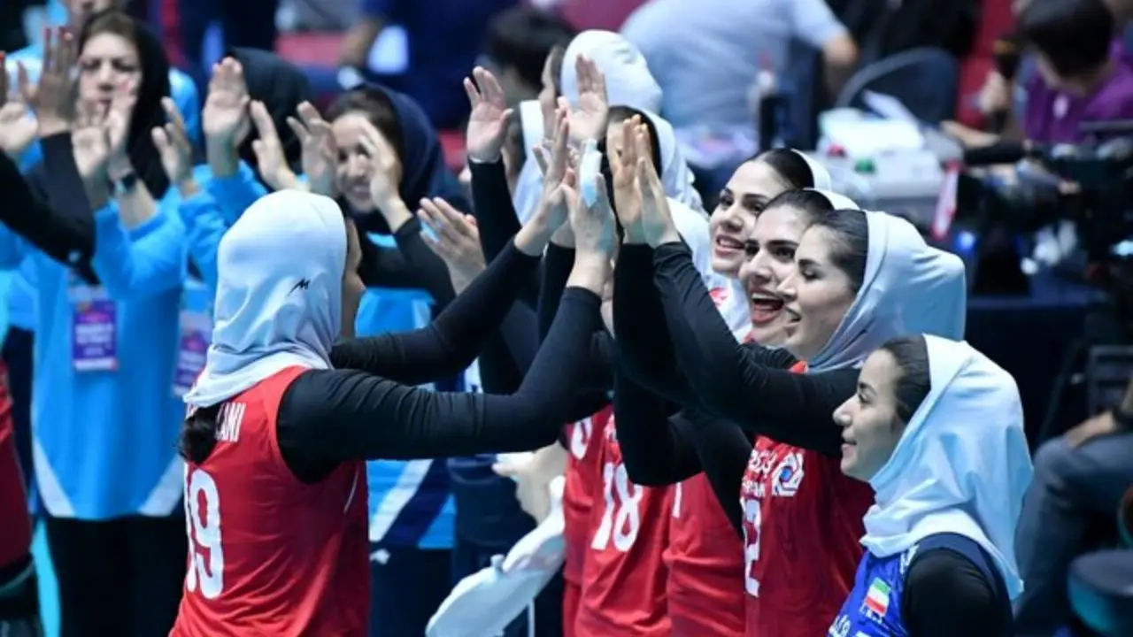 ایران 3- هنگ کنگ 0/ تیم ملی والیبال زنان به دور بعد صعود کرد