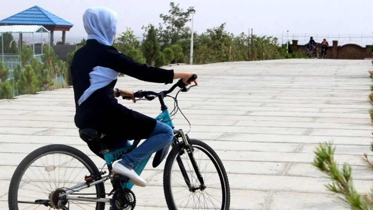 شهرداری برای استفاده از دوچرخه‌ توسط خانم‌ها، محدودیت تعیین نکرده است/ دوچرخه‌سورای زنان منع قانونی ندارد