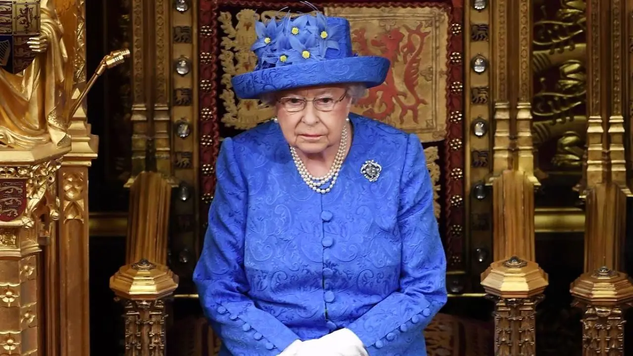 موافقت ملکه بریتانیا با تعلیق پارلمان این کشور