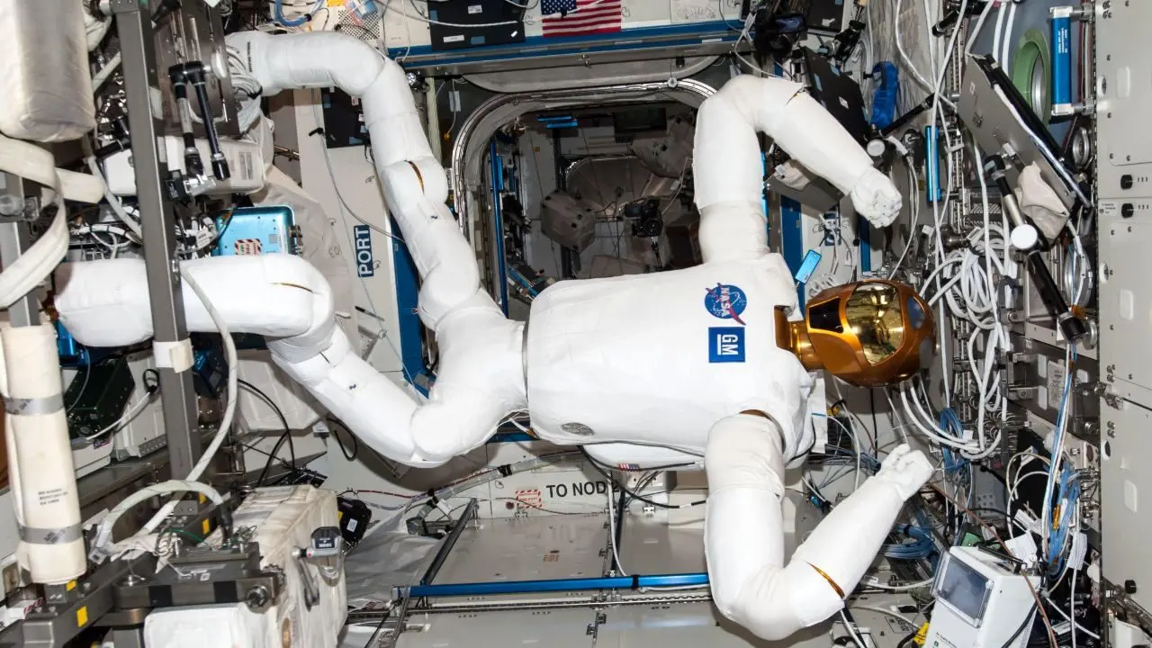 اتصال ربات «انسان‌نما» به ایستگاه فضایی