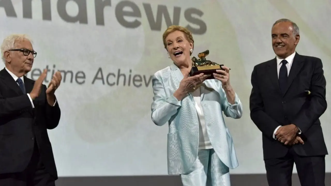 شیر طلای افتخاری ونیز به بازیگر «اشک‌ها و لبخندها» رسید