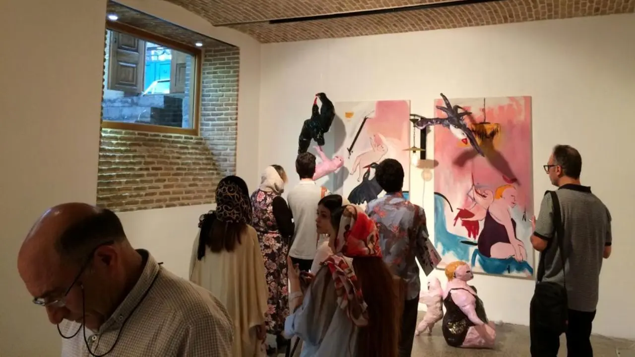 نمایشگاه انفرادی شقایق احمدیان در گالری آران برگزار می‌شود+ تصاویر