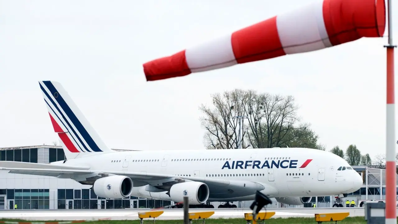 نقص رایانه‌ای موجب اختلال در پرواز هواپیماها در فرانسه شد