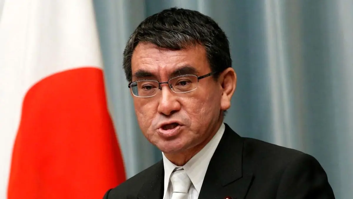 وزیر خارجه ژاپن، کابینه را ترک می‌کند