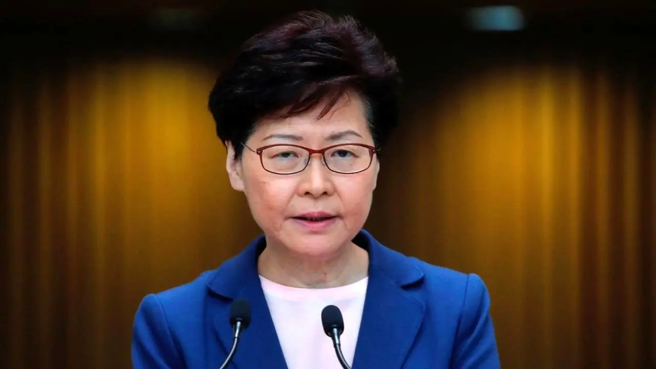 رهبر هنگ‌کنگ، لایحه استرداد را متوقف می‌کند