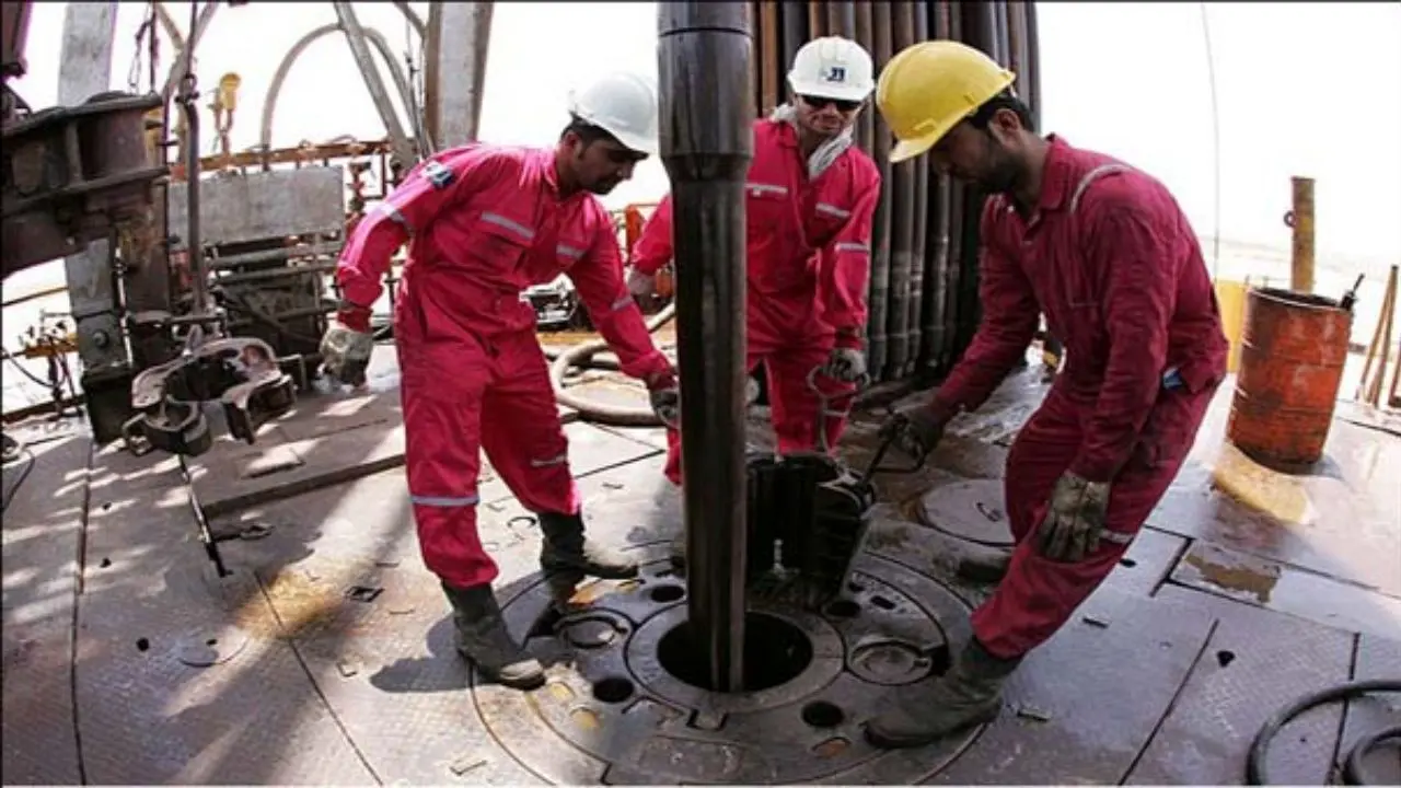 پیشرفت 70 درصدی در بومی‌سازی کالاهای پر مصرف نفتی