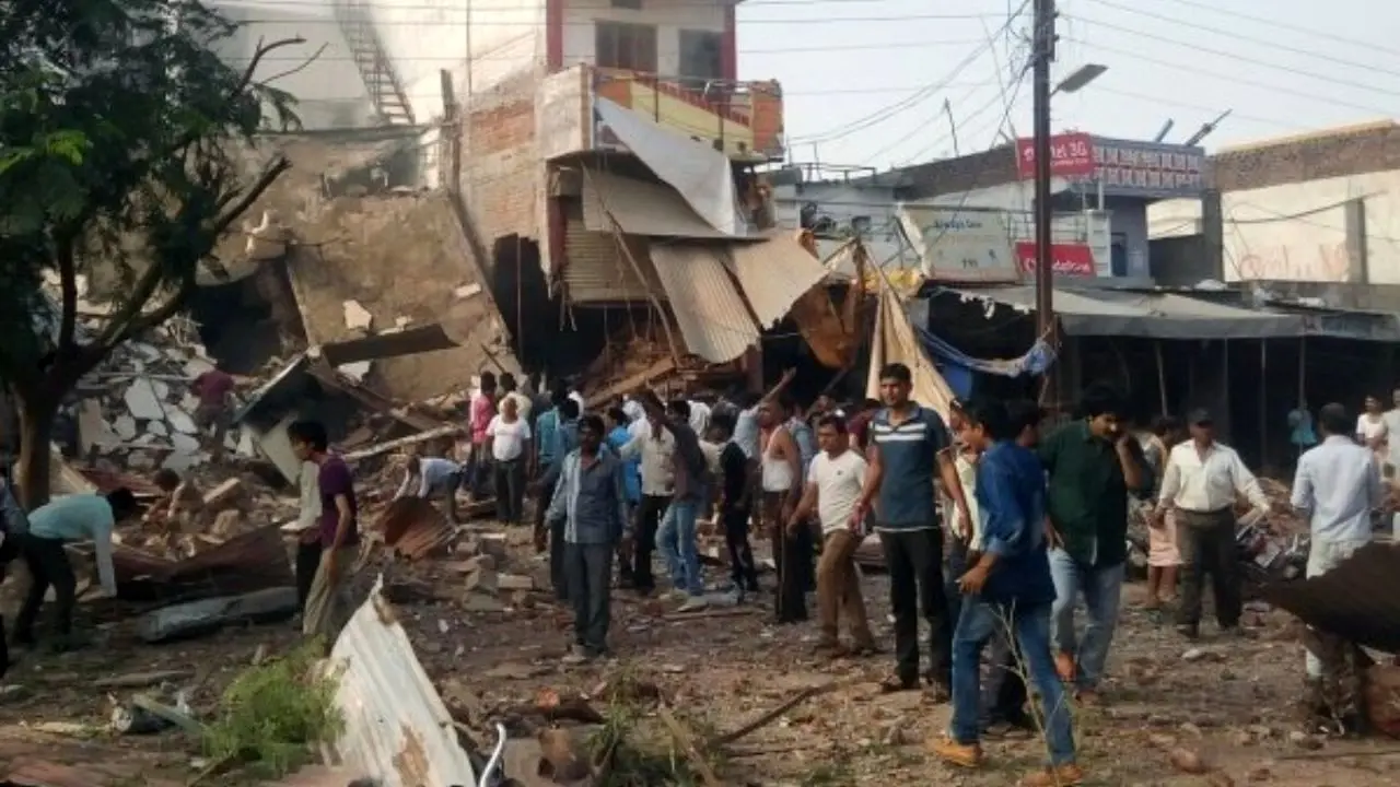 12 کشته در انفجار کارخانه مواد شیمیایی در هند