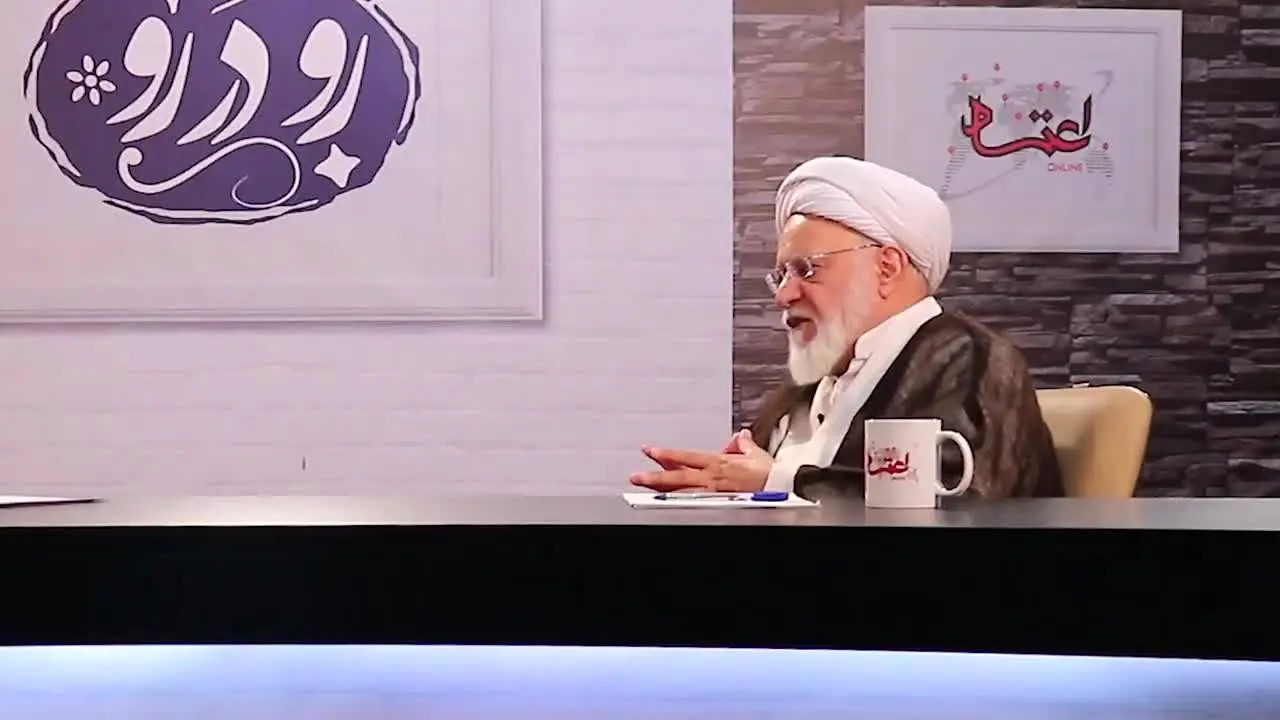 جا دارد که اصلاحاتی در قانون اساسی اعمال شود/ انتخاب احمدی‌نژاد در سال 88، انتخاب درستی بود