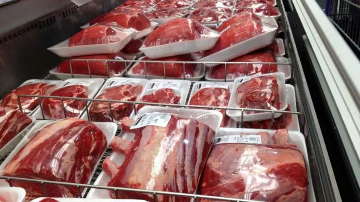 اُفت 20 هزار تومانی قیمت گوشت در بازار/ واردات گوشت قرمز 25 درصد بیش از نیاز کشور است