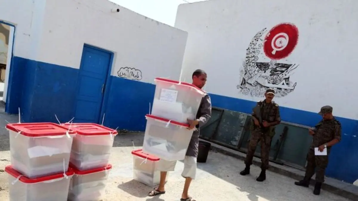 حمایت 3 نامزد انتخاباتی تونس از نامزدِ پیروز در دور نخست