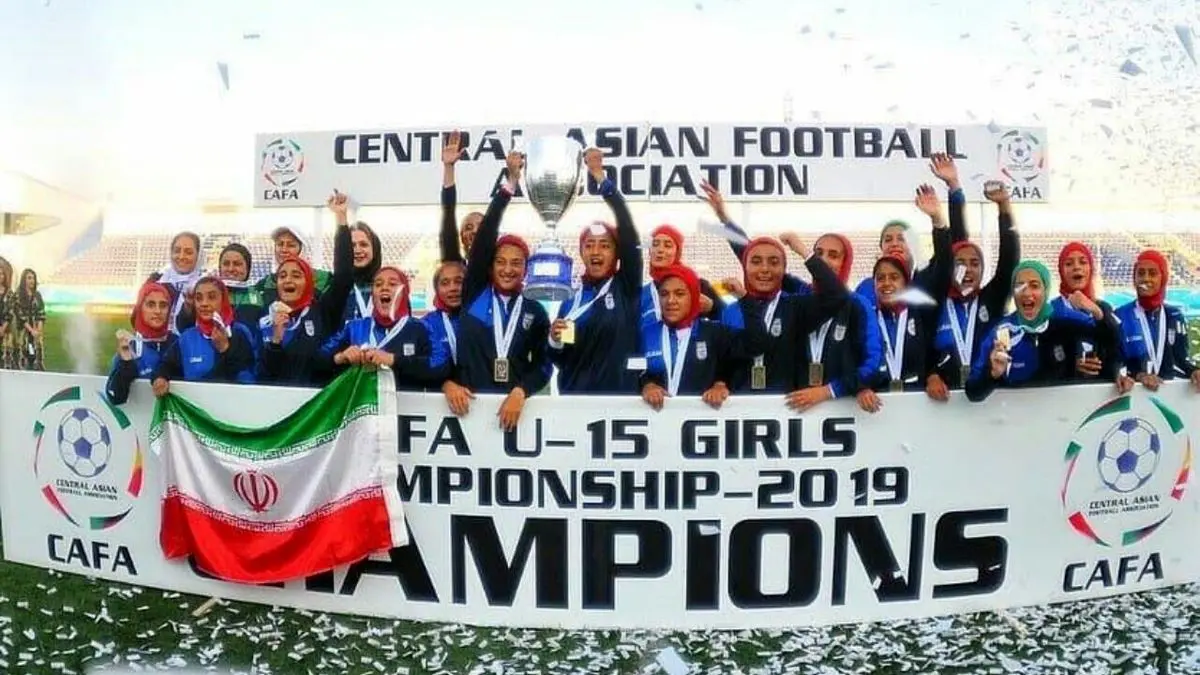 دختران زیر 15 سال امیدهای آتی فوتبال زنان ایران هستند/ انتخاب و ارزیابی تیم ملی زیر 15 سال یک پروسه یک‌ساله در سراسر کشور بود/ امیدوارم توجه به فوتبال پایه دائمی باشد