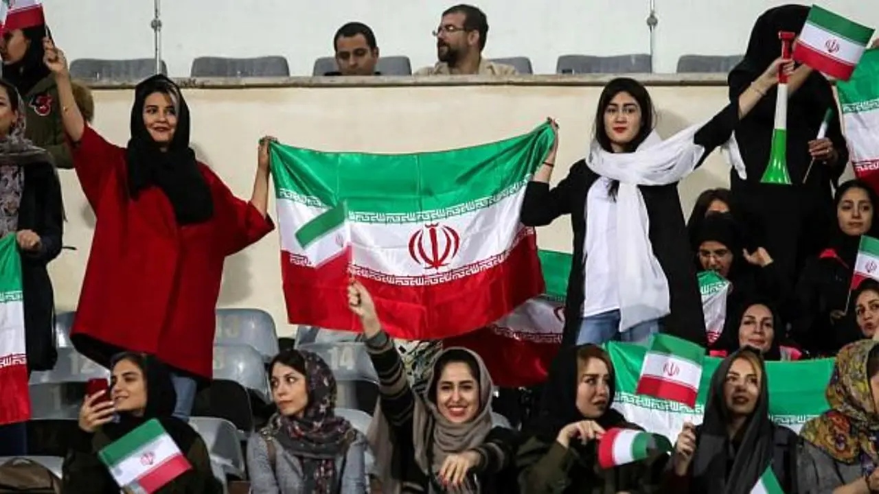 نشست مجمع امید تهران برای بررسی موضوع حضور زنان در ورزشگاه‌ها