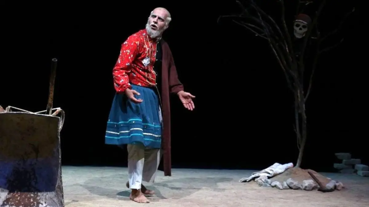 «کریملوژی» در تالار قشقایی تئاتر شهر به روی صحنه می‌رود