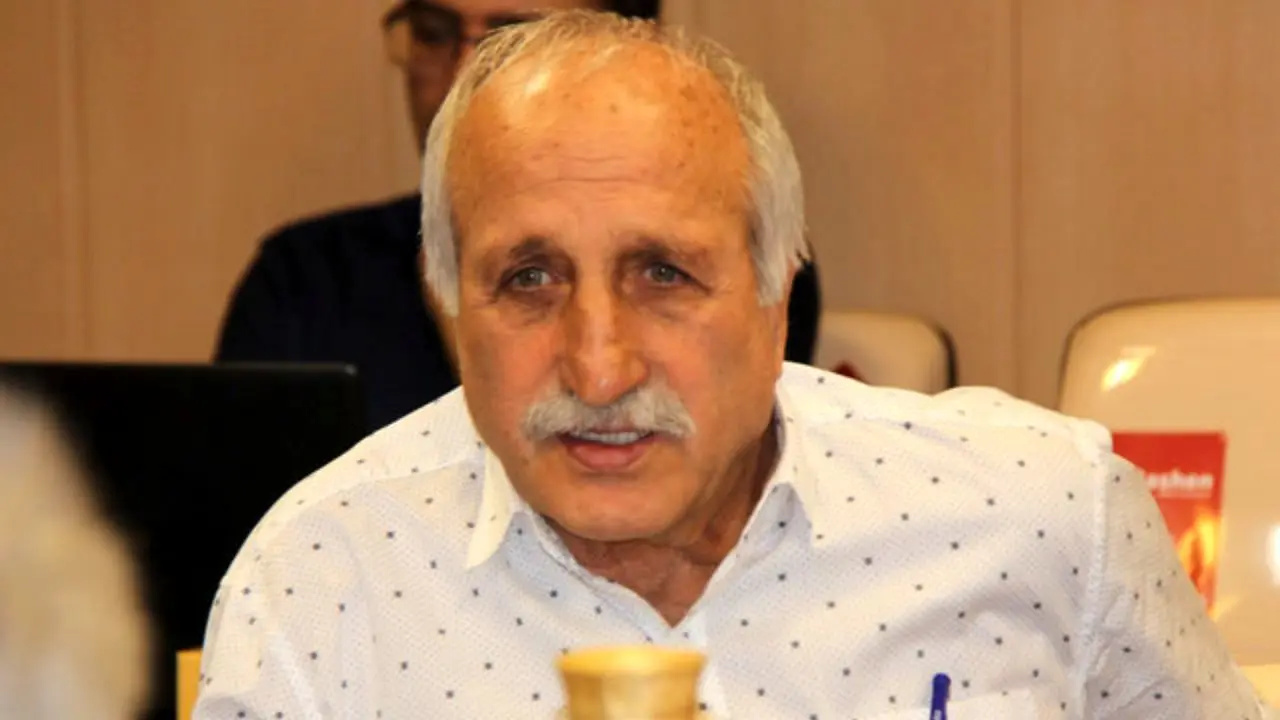 منصور برزگر عضو تالار مشاهیر اتحادیه جهانی کشتی می‌شود