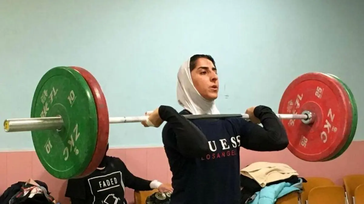 قرعه دشوار الهام حسینی در گروه اول مسابقات وزنه‌برداری زنان جهان