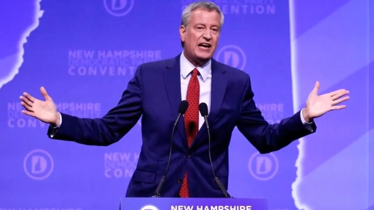 شهردار نیویورک از انتخابات درون حزبی دموکرات‌ها کنار کشید