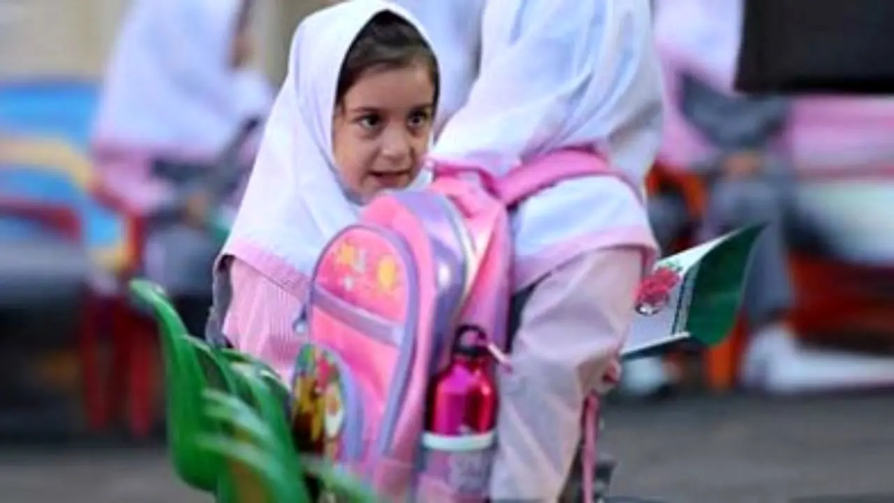 هشدار آغاز مهرماه: بچه‌ها را با خودروهای شخصی گذری راهی مدرسه نکنید