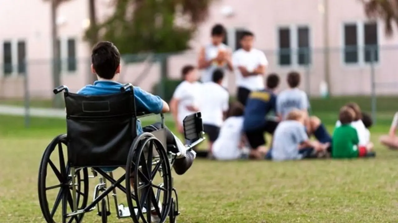 کارت معلولیت چه خدماتی برای معلولان فراهم می‌کند؟