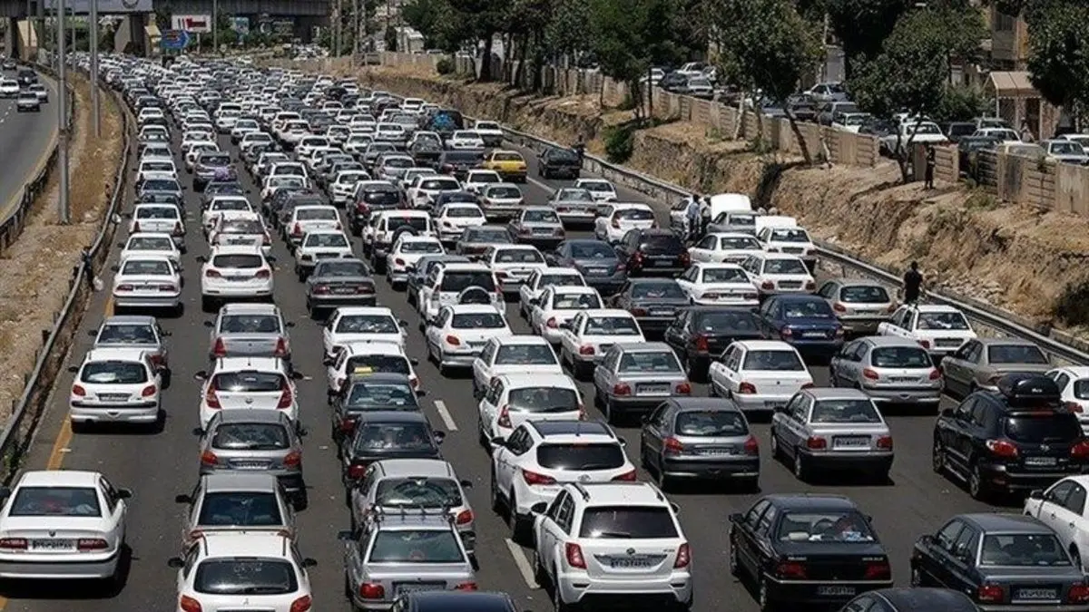 ترافیک در آزادراه قزوین – کرج –تهران، سنگین است